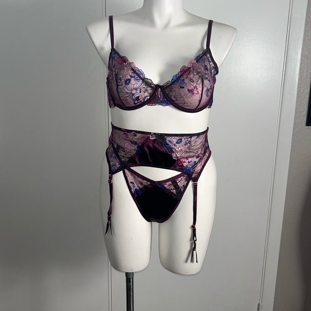 Oh La La Cheri 3 piece Lingerie